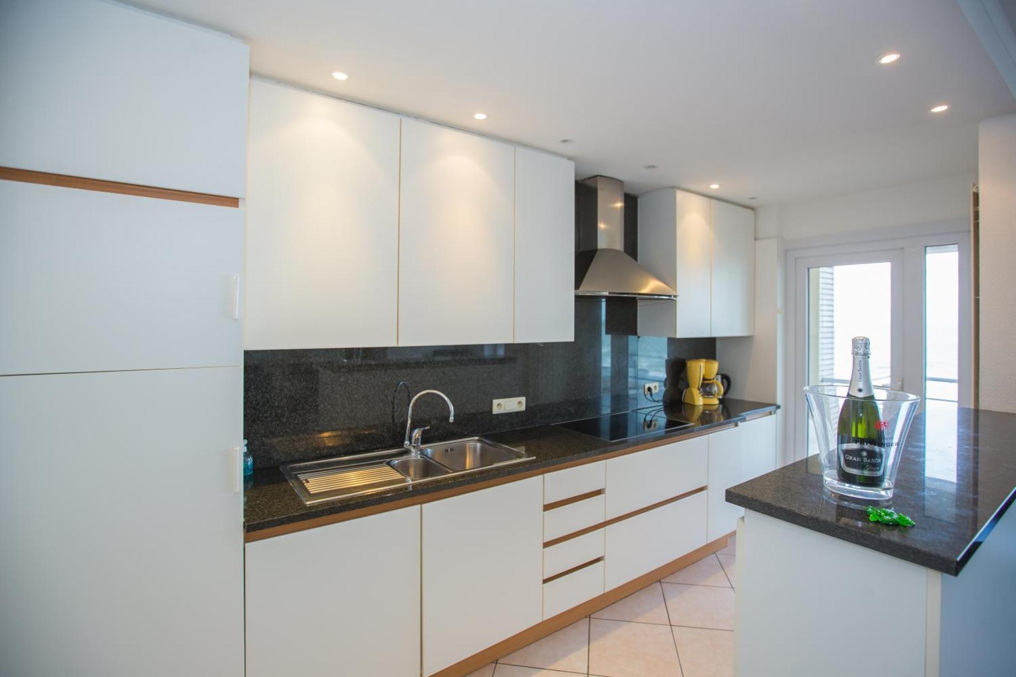 Bright Apartment With Sea View Oostende Ngoại thất bức ảnh