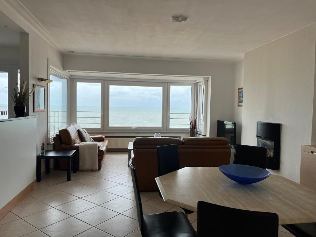 Bright Apartment With Sea View Oostende Ngoại thất bức ảnh