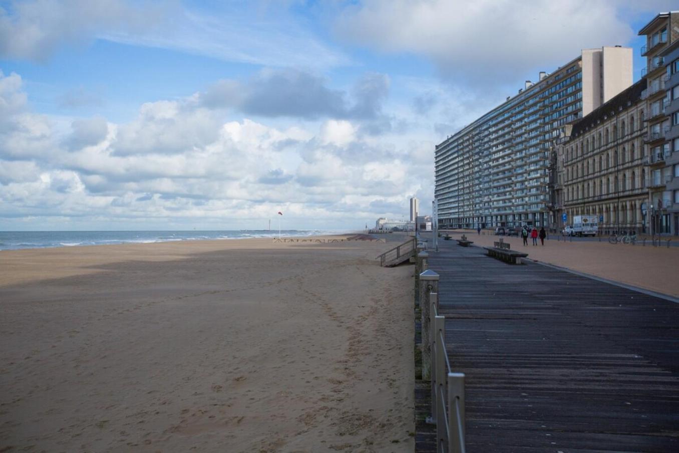 Bright Apartment With Sea View Oostende Ngoại thất bức ảnh