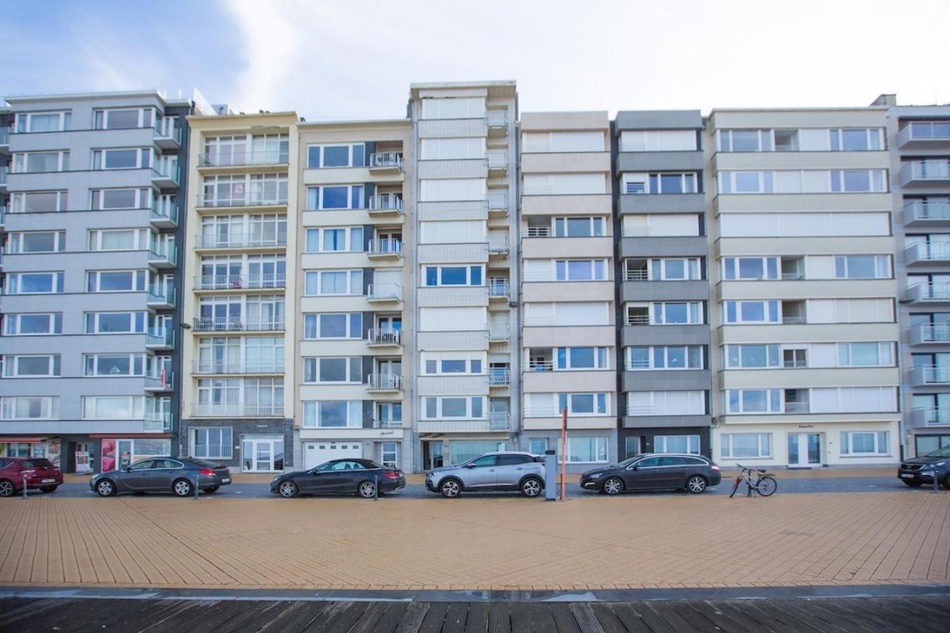 Bright Apartment With Sea View Oostende Ngoại thất bức ảnh